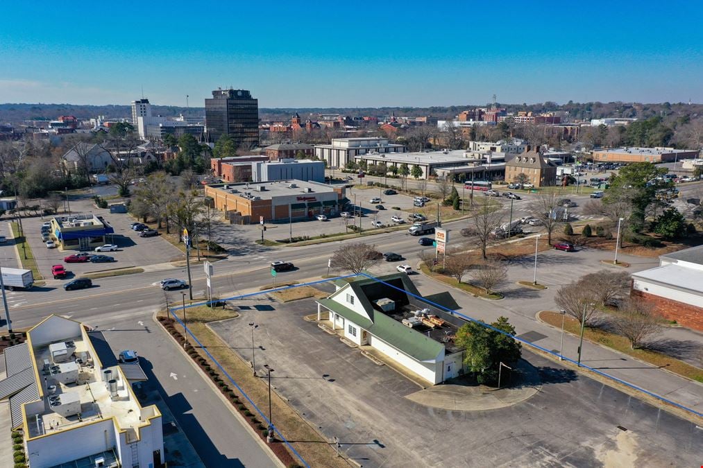 Freestanding QSR Redevelopment Opportunity