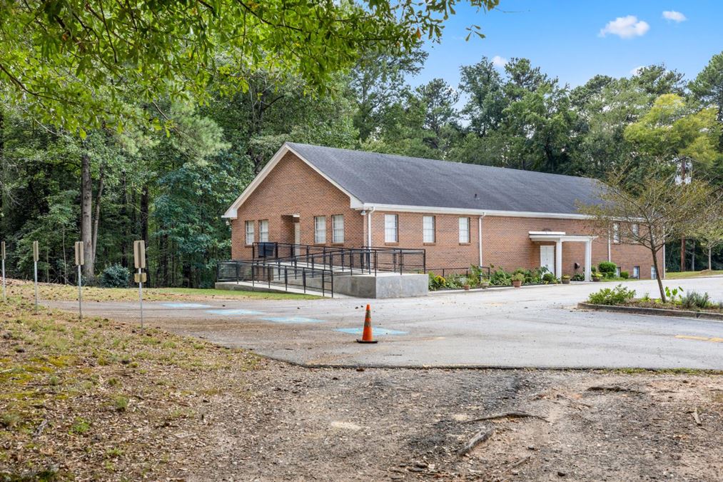 Church Buildings / 5.51-Acre Opportunity For Sale