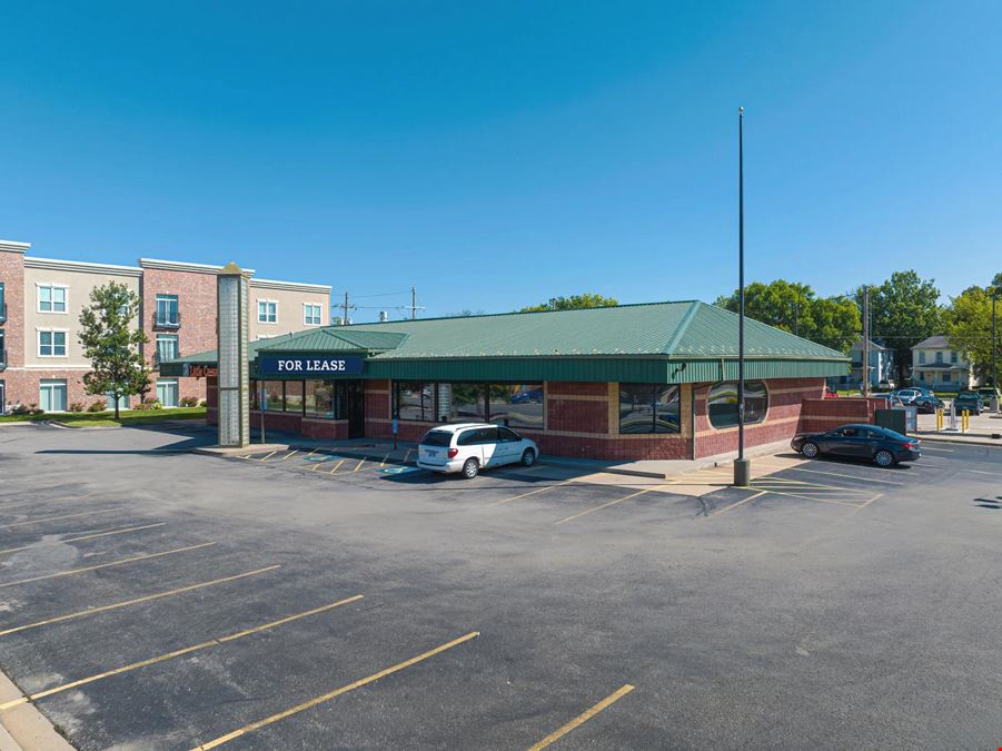 1012 Commercial St.
