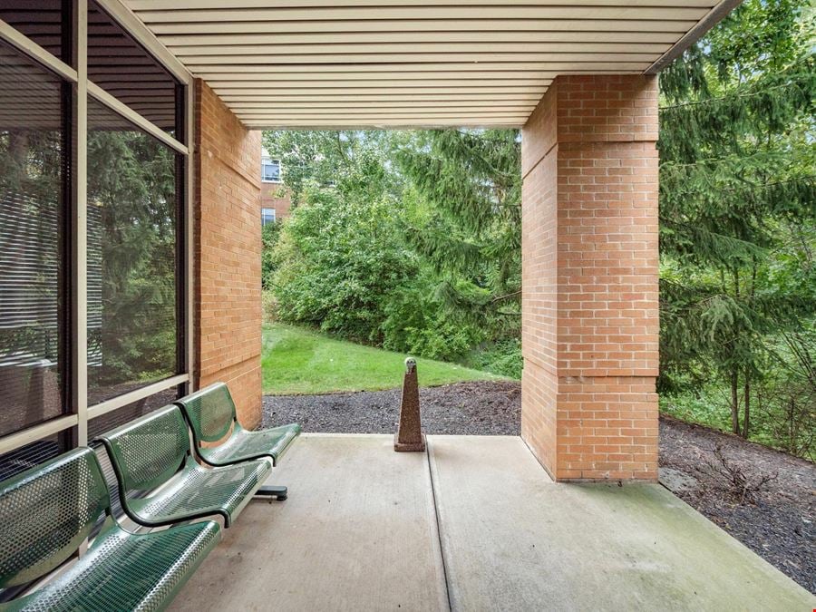 8740 Orion Place Executive Suites