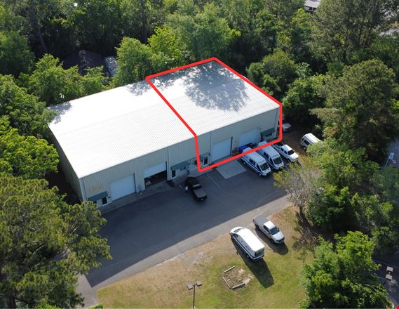 Preview of Industrial space for Rent at 1045 5th Ave