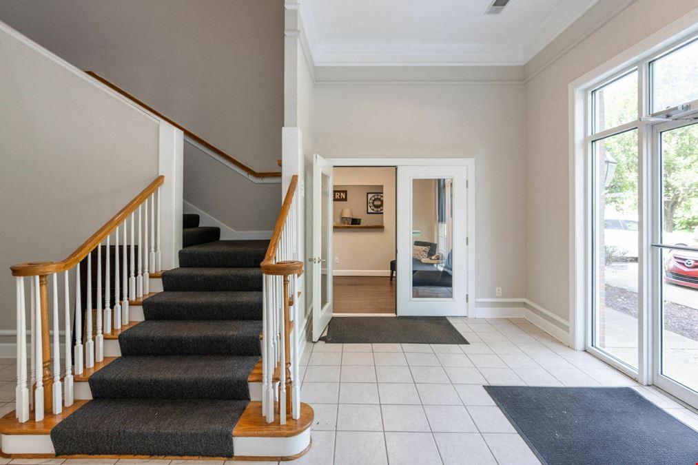 1st Floor Office Units For Sale / Hurstbourne Springs Professional Center