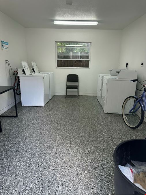 HOT Seminole Heights Location!!!