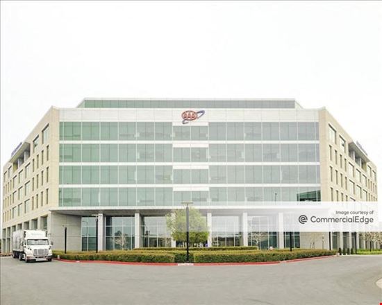 Preview of Office space for Rent at 3055 Oak Road