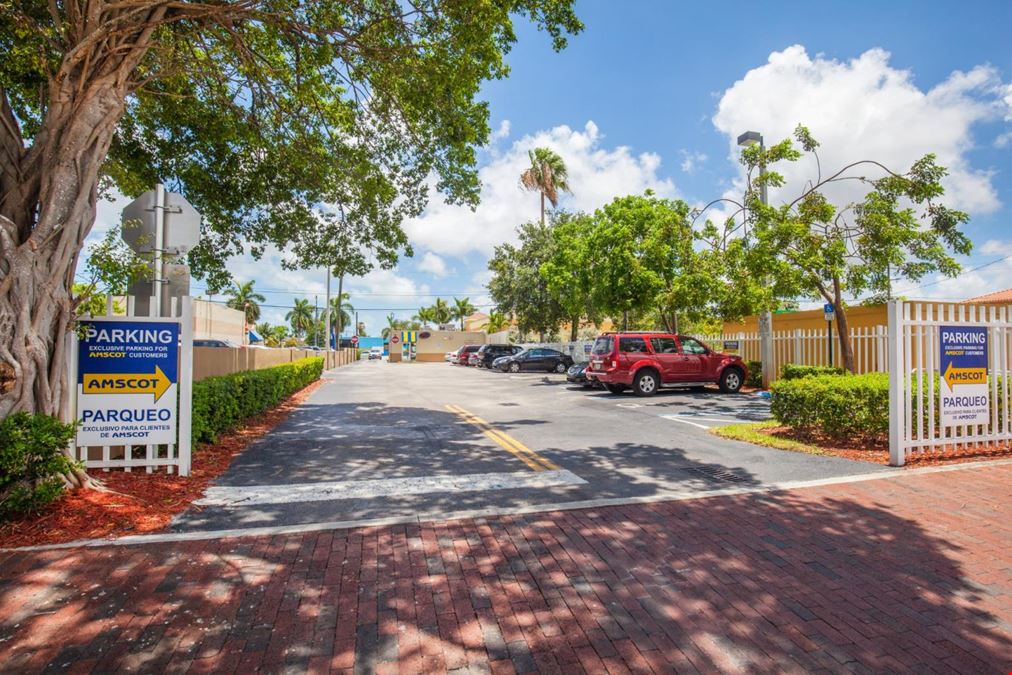 Amscot Little Havana