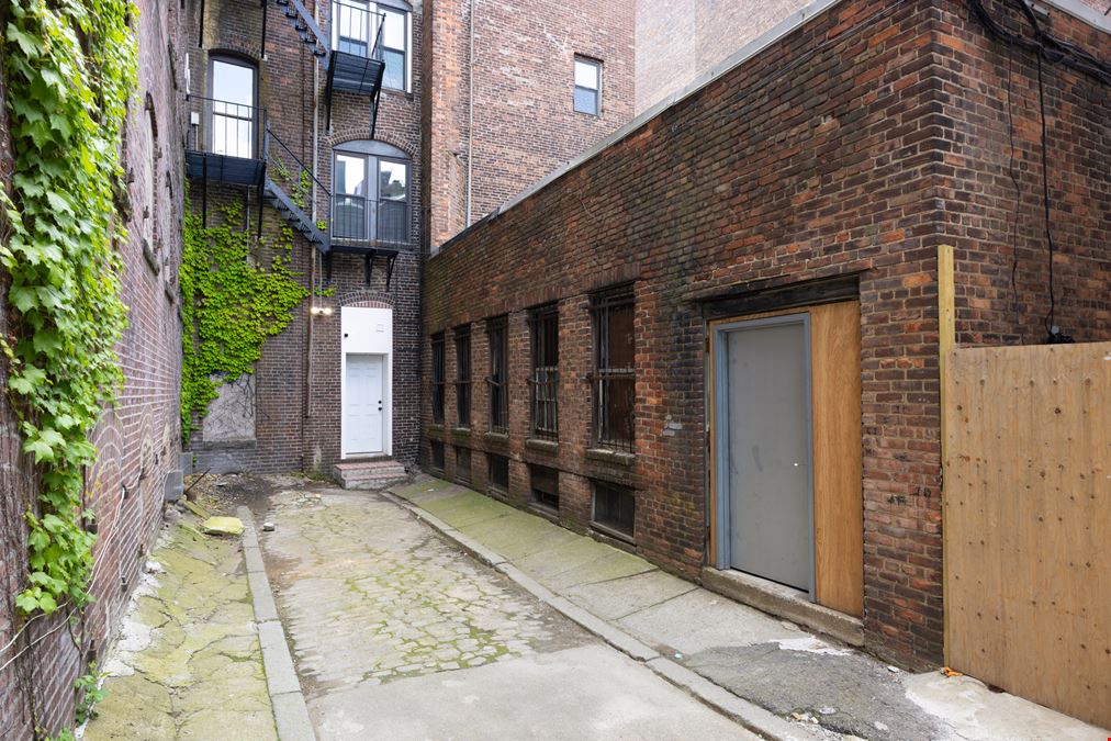 133 North Washington Street
