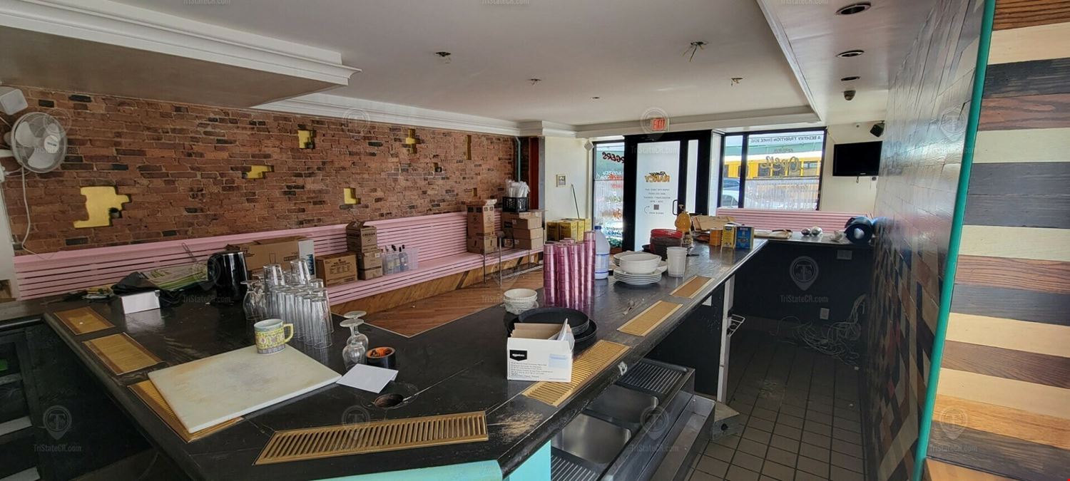 1,500 SF | 1038 Bedford Ave | Retail Space for Lease