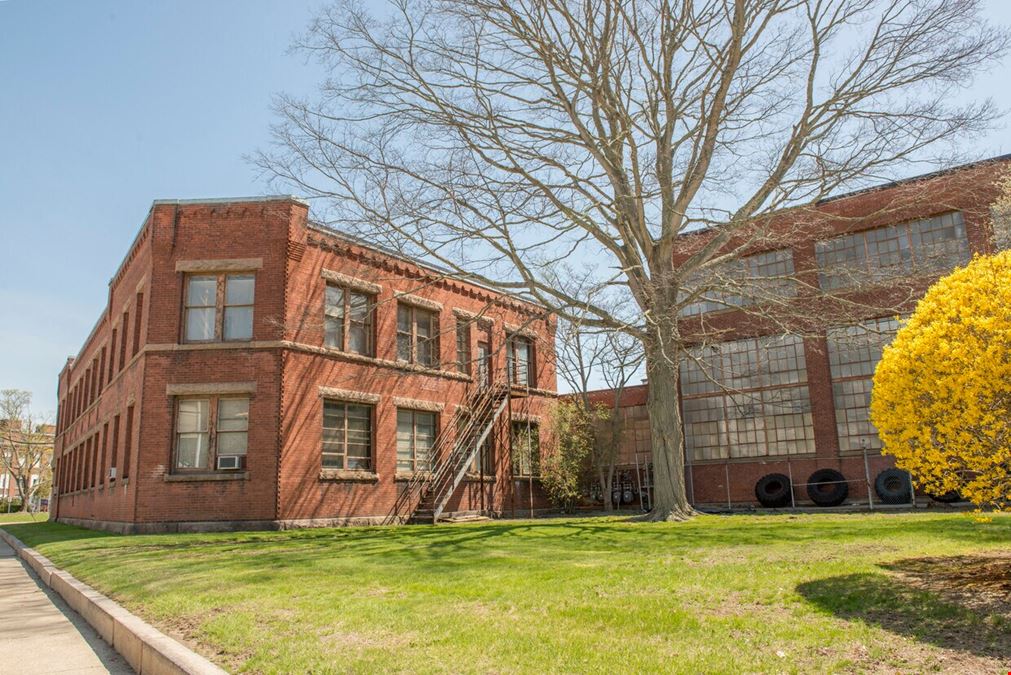 100 Mechanic St