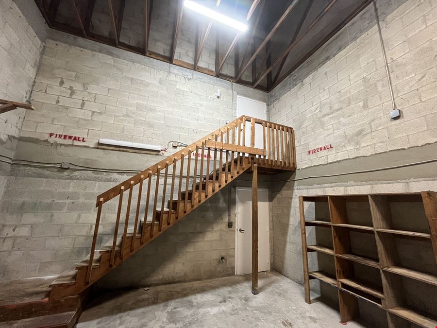 2700 Evans Ave