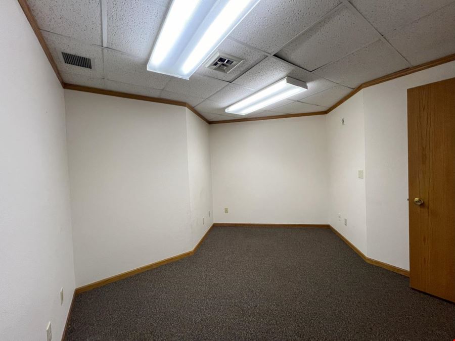 Creekside Professional Office Suite