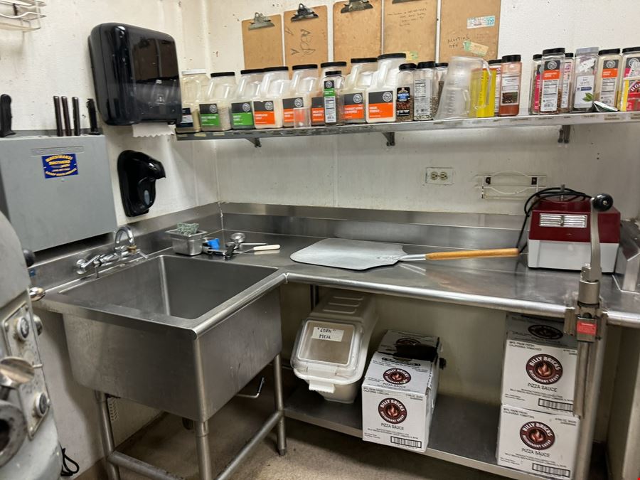 Park Tavern Business/Asset Sale Near United Center