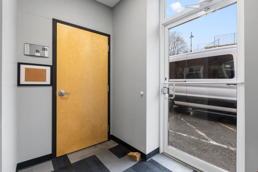 Beautiful Office and Retail Spaces in Downtown Amesbury