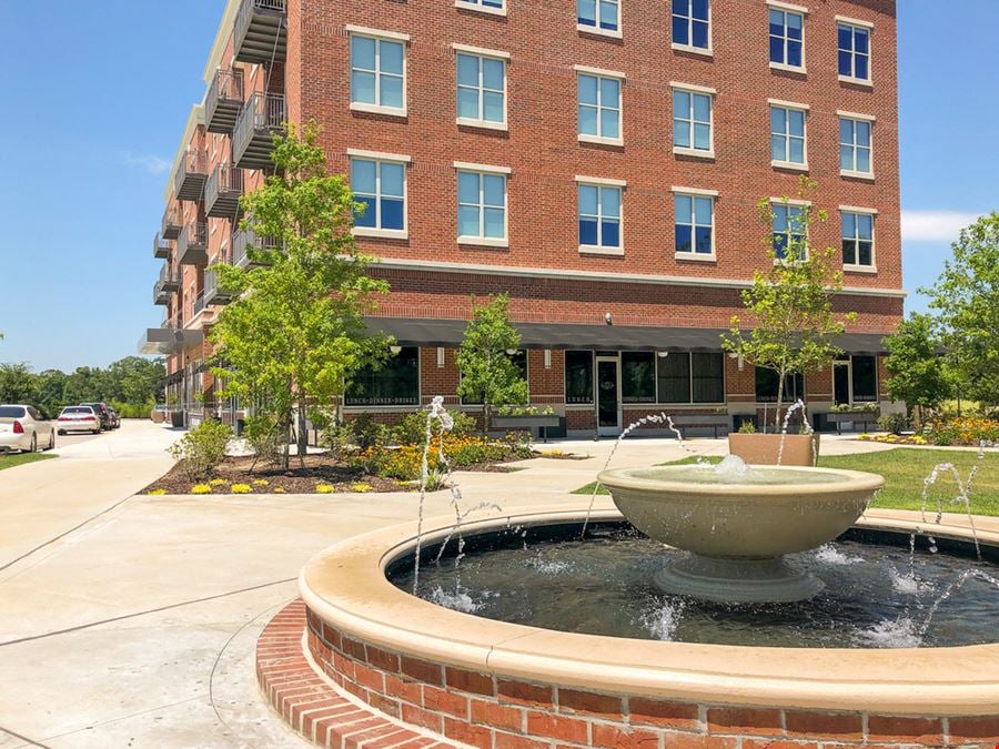 Brand New Retail Suites at Americana