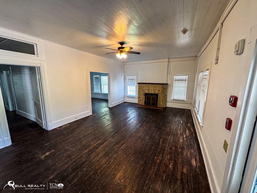 Newly Remodeled Commercial House with Retail Exposure | ±3,391 SF | Dawsonville, GA