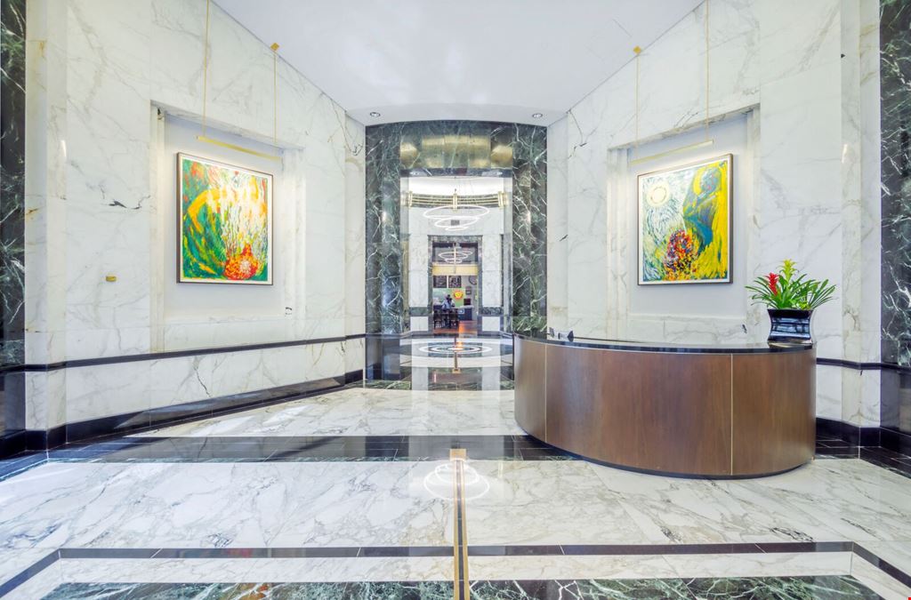 121 West Trade