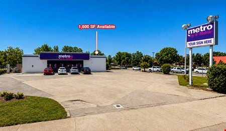 Preview of Retail space for Rent at 1910 W Vine St