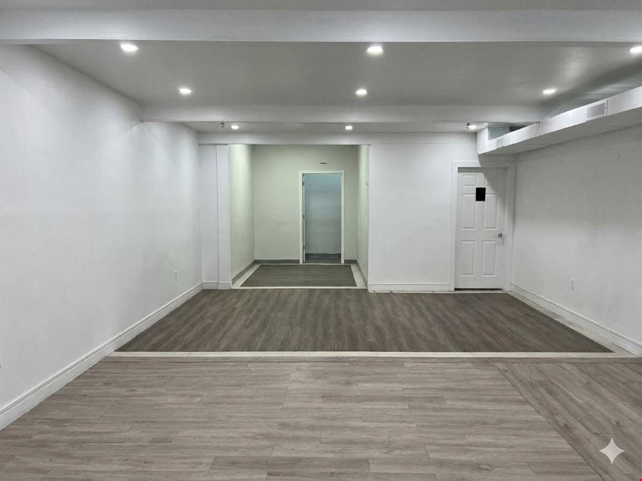 50 WEYBRIGHT COURT, Units #24-#25