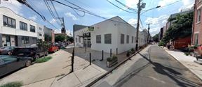 2011 Amber St