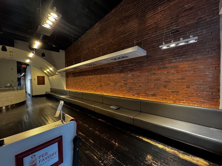 Turn-Key Pizzeria Available