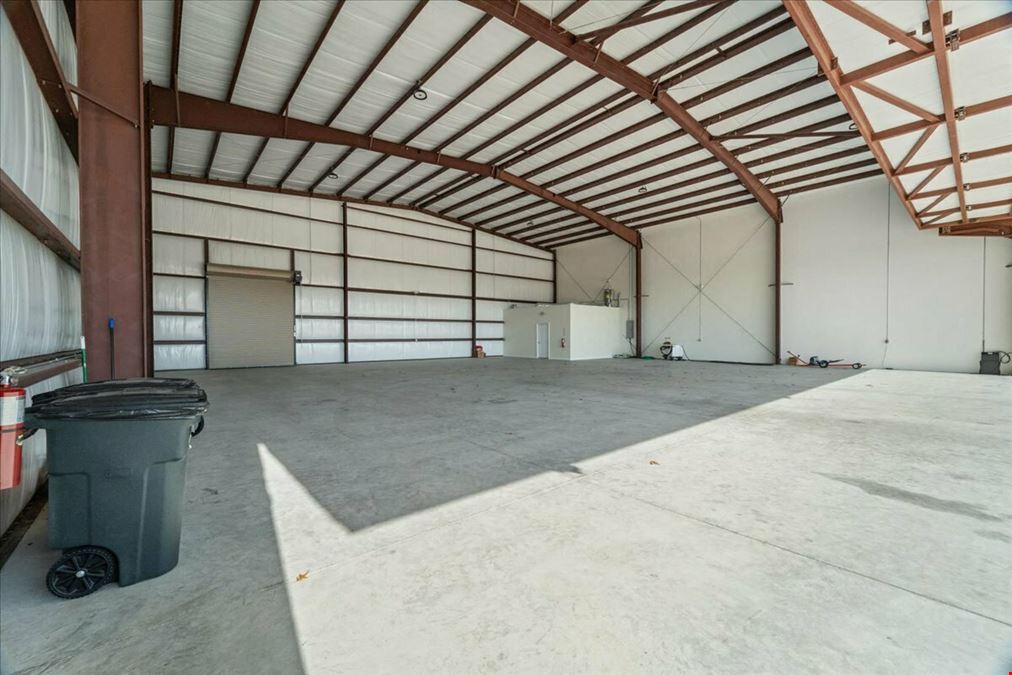 Modern Ocala Aircraft Hangar