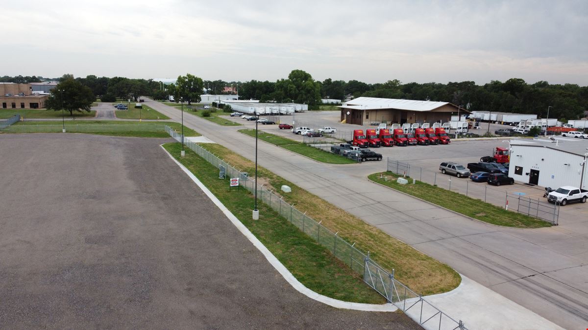 INDUSTRIAL OUTDOOR STORAGE YARD