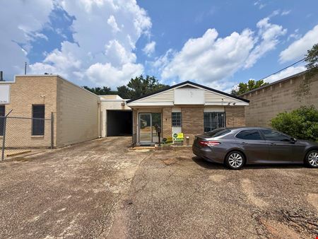 Preview of Industrial space for Sale at 2882 Mill St