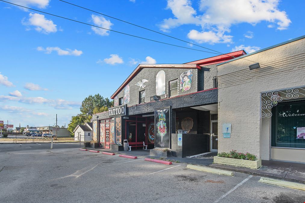 Former Tattoo Shop Site – Ideal for Owner-User