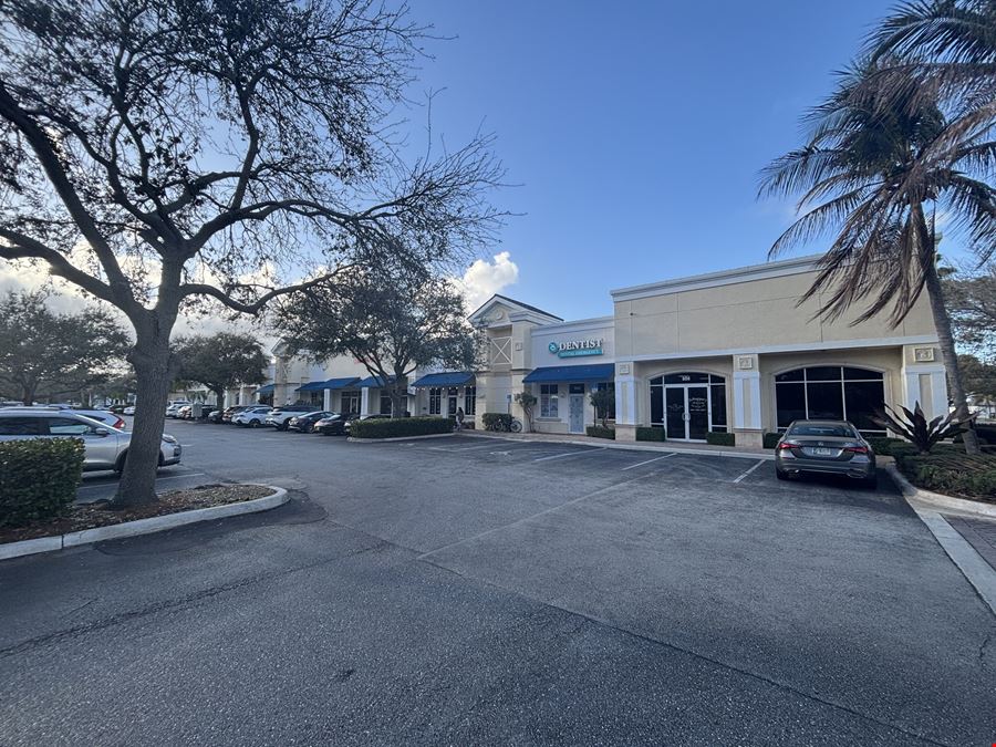 Promenade Shoppes at Pine Gardens