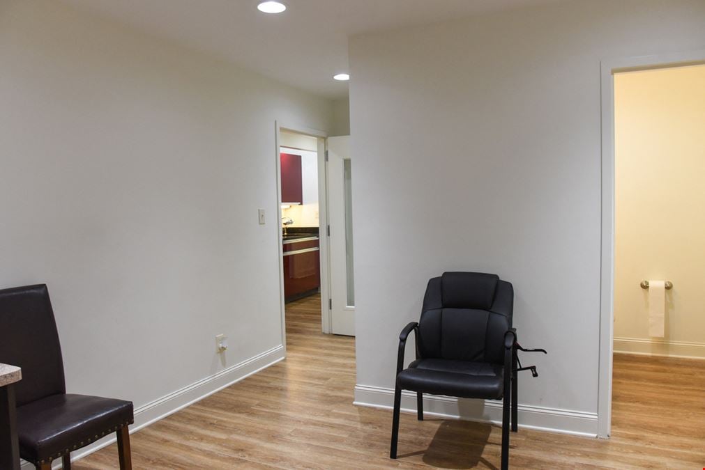 High-End Medical / Executive Office Building