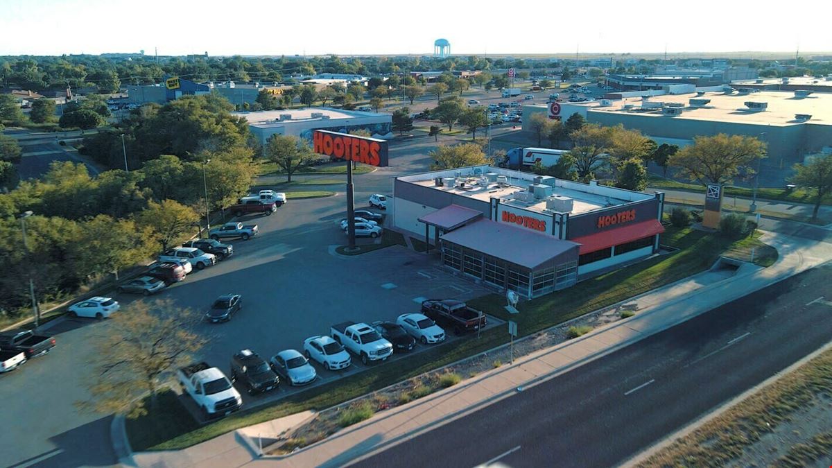 Former Hooters Restaurant