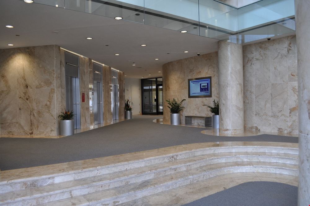 Offices at Springfield Town Center