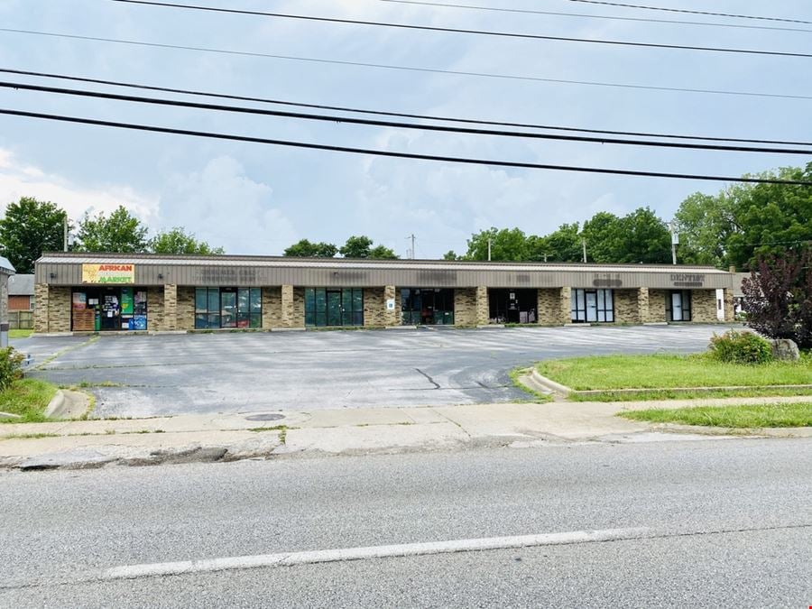 1,000 - 1,500 SF Retail / Office Space For Lease