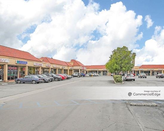 Preview of Retail space for Rent at 2015 East Florida Avenue