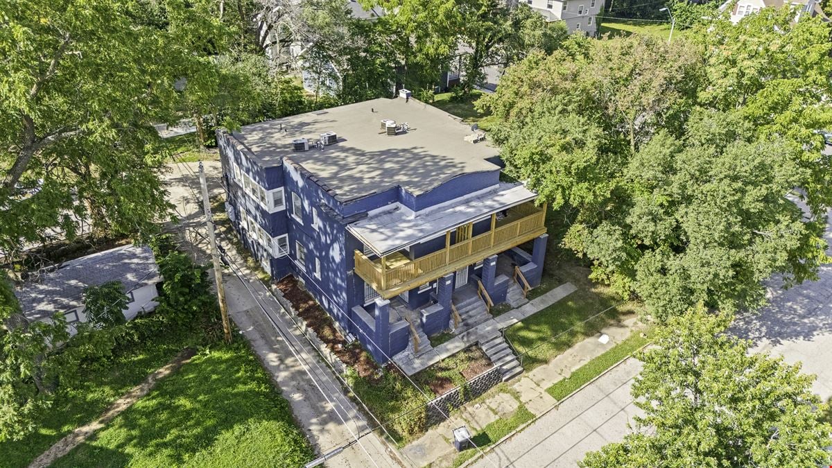 2207 E 24th Ter
