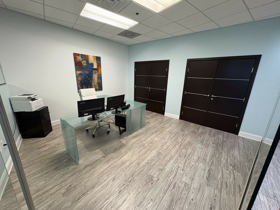 Metropolitan Suite 607