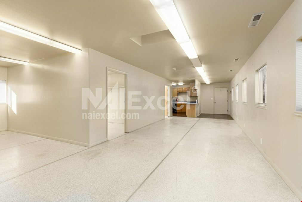 47 E Center St