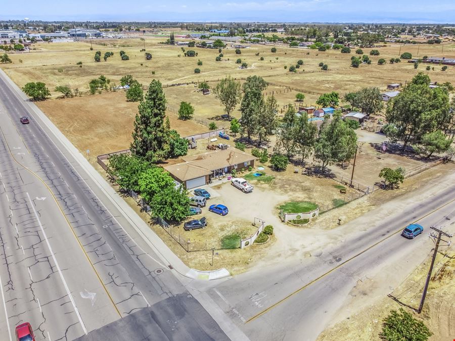 ±1.59 Acres of Commercial Land in Madera, CA