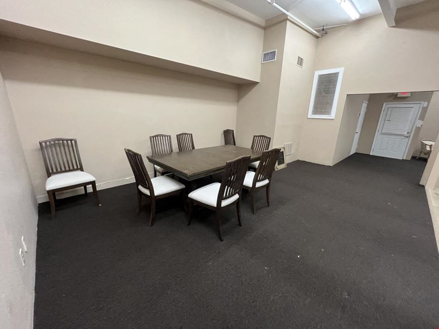 12155 Metro Parkway #4