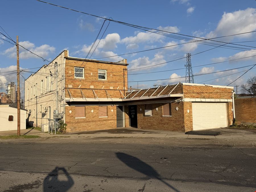 1706 & 1708 Woodville Rd