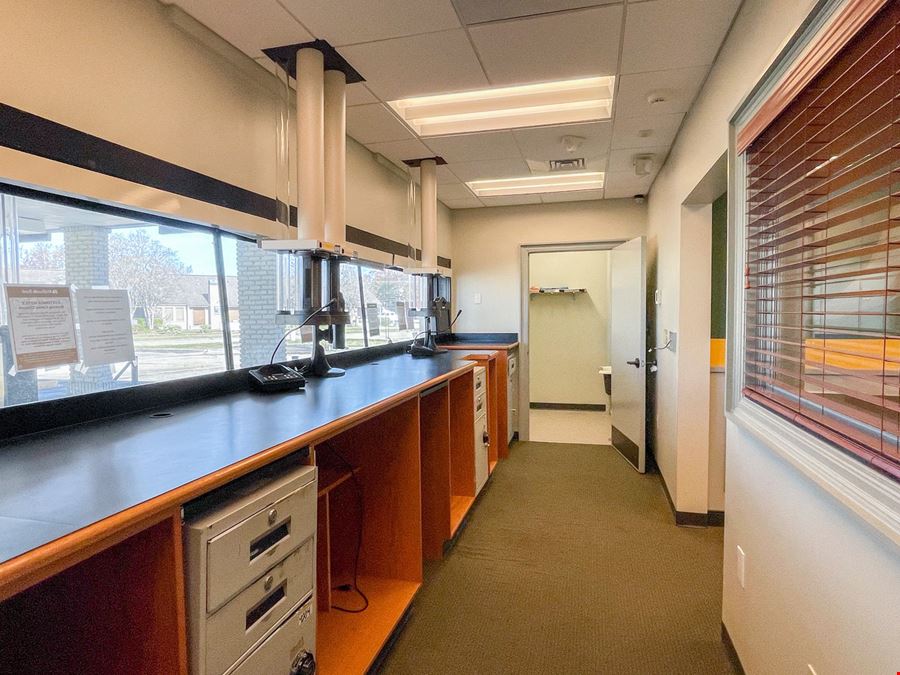 Income Producing Class A Office Building and Adjacent Bank