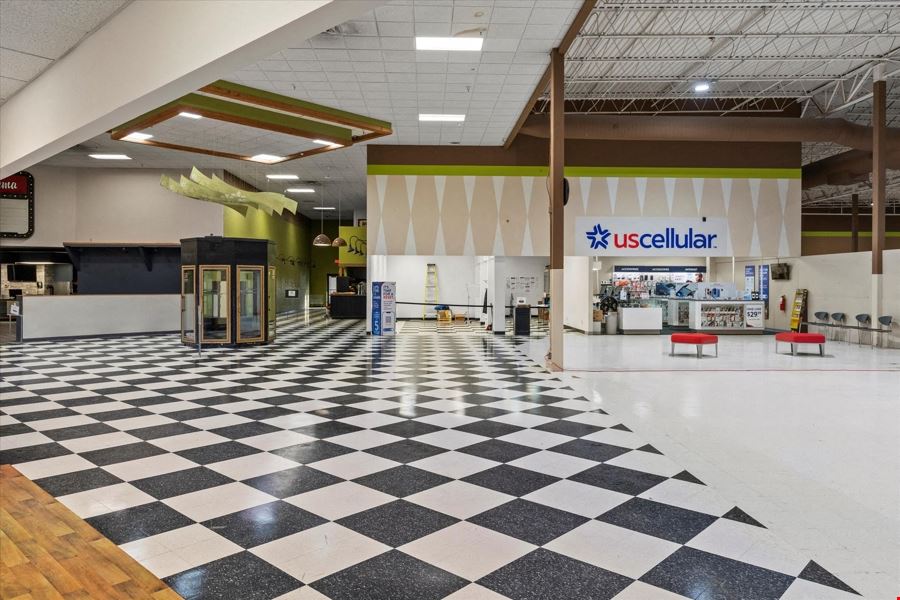 67,800 SF Commercial Building with Limitless Potential