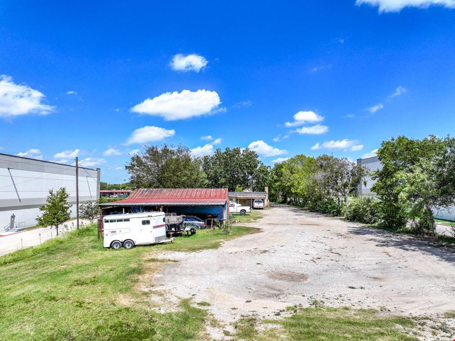 1134 Military Pkwy, Mesquite, TX