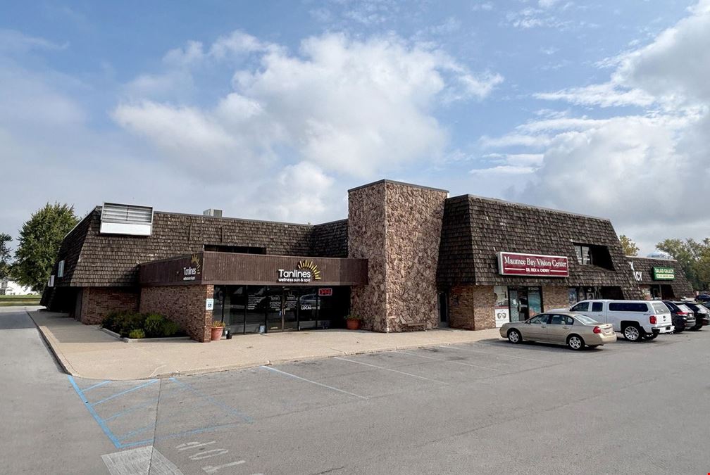 Navarre Plaza