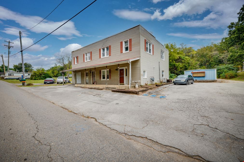 1111 Old Roane St