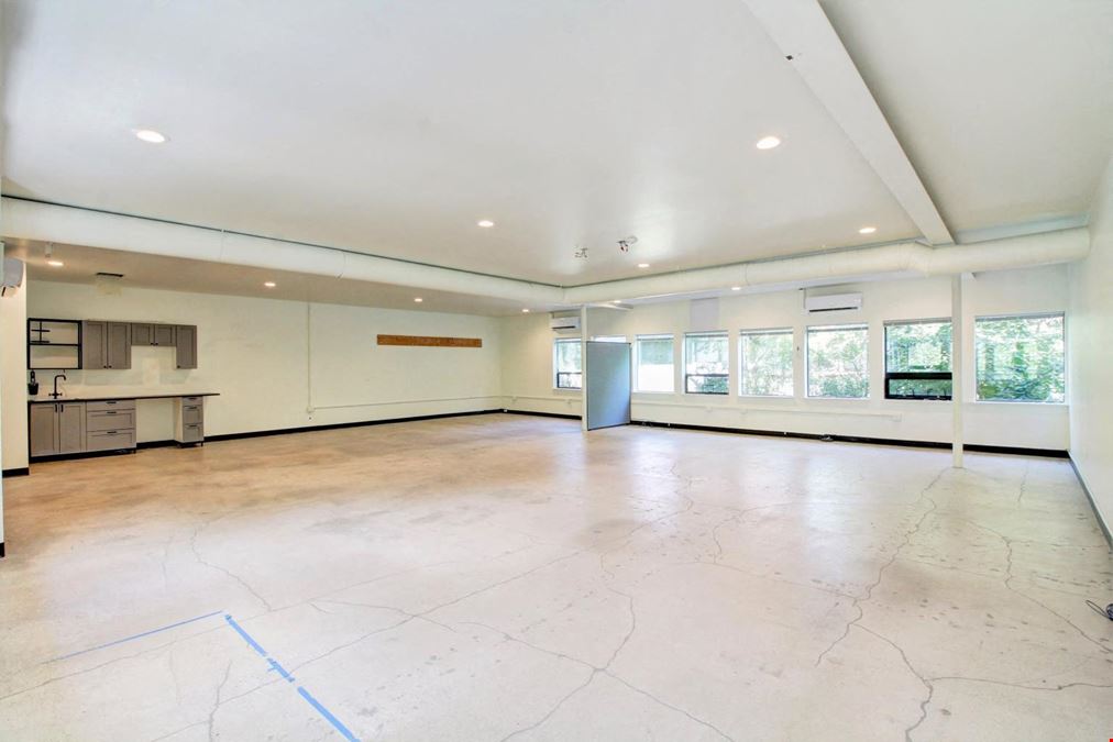 207 Canyon Blvd
