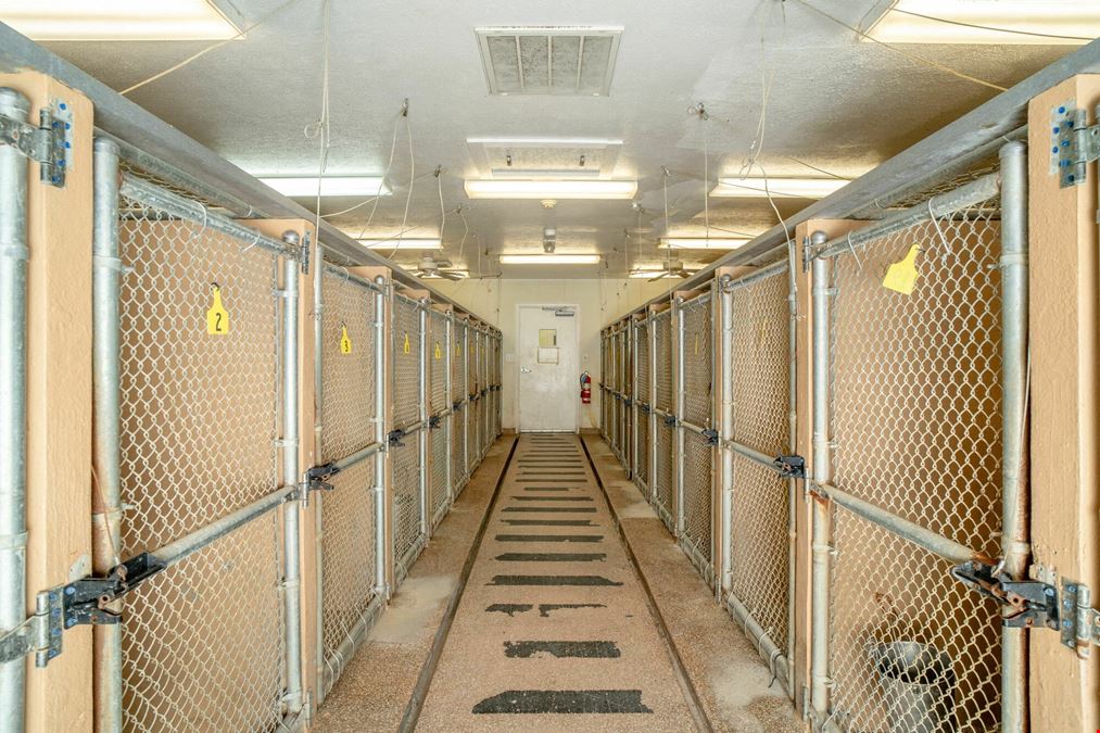 FORMER ANIMAL SHELTER | 4,000+ SF NEAR I-64 & WAYNESBORO
