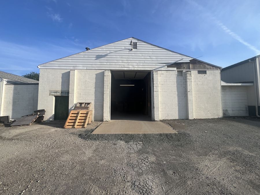 For Sale/Lease | Versatile 5-Building Complex with 21,500 SF in Prime Latrobe Location
