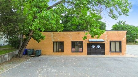 Preview of Office space for Rent at 929 University Ave