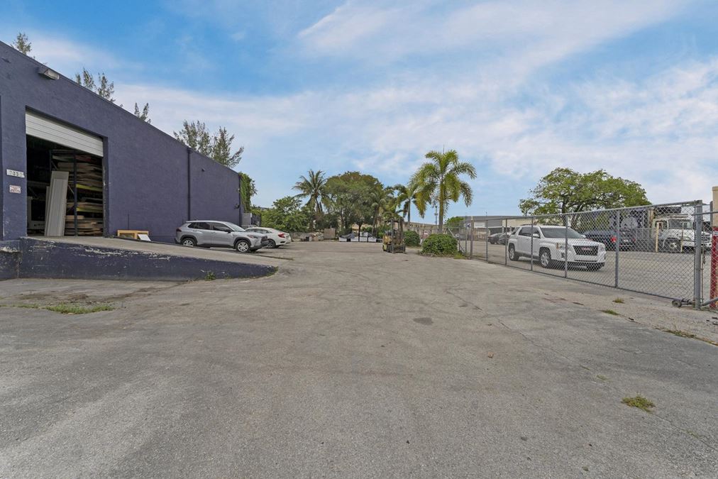 7330-32 NW 79th Terrace 