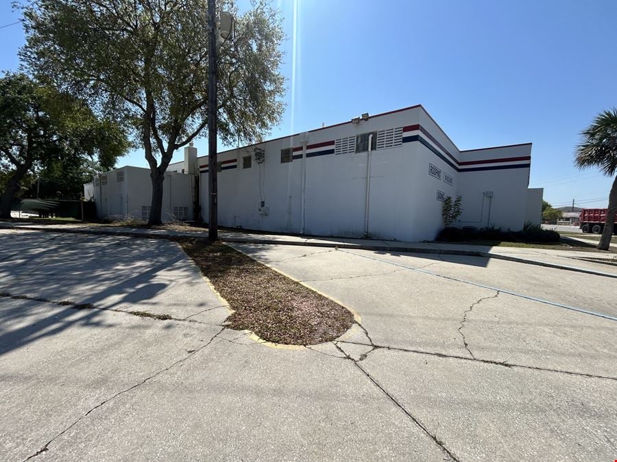 2809 S Harbor City Blvd